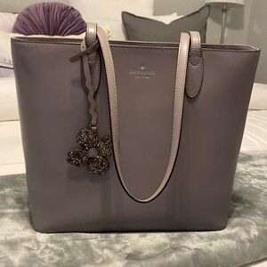 Kate Spade Tote bag gray in almost new shape